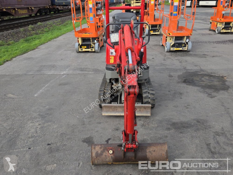 جرافة Yanmar SV08-1A(S)