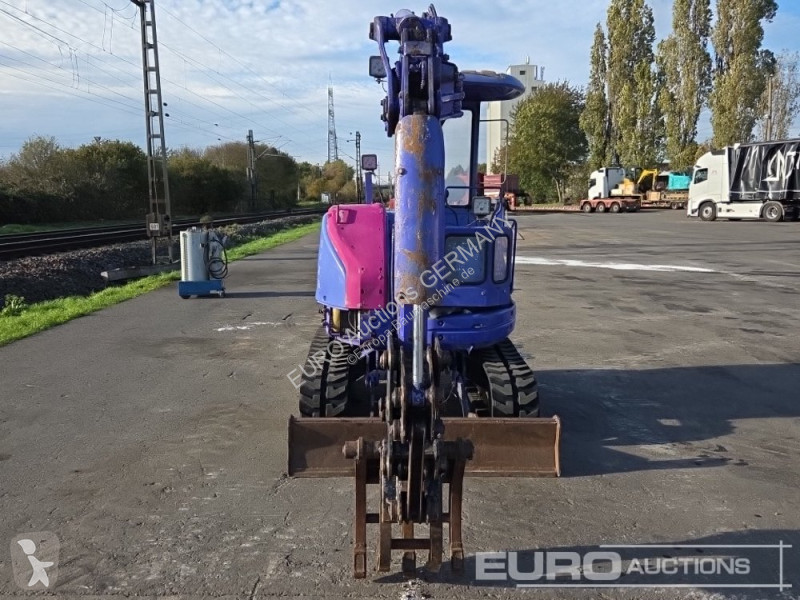 Excavator Komatsu PC28UU-2