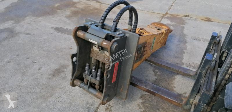 جرافة Takeuchi 2150