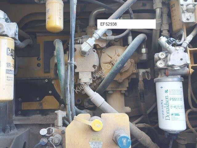 Escavadora Caterpillar