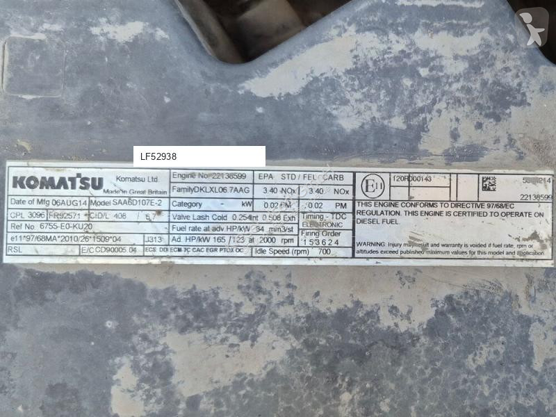 Escavadora Komatsu 10