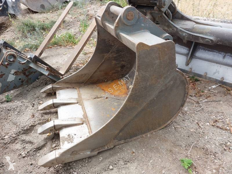 Graafmachine Liebherr A913Compact