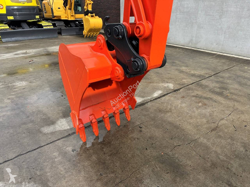 Escavadora Kubota