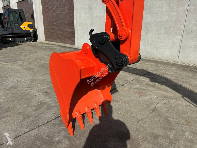 Escavadora Kubota KX155-3SZ