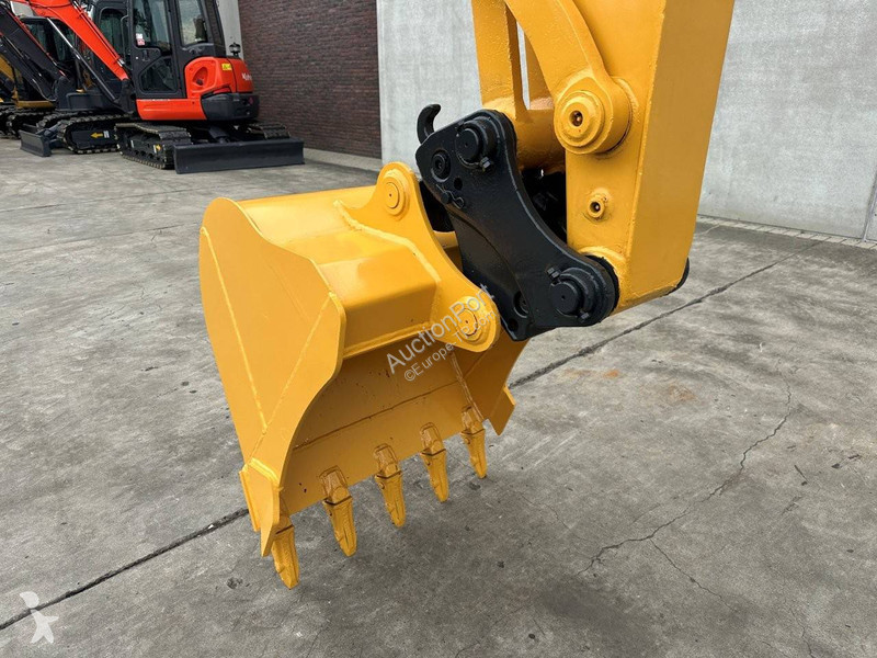 Graafmachine Komatsu PC70-8