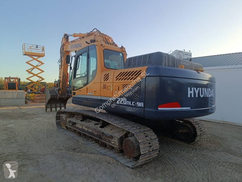 Excavadora Hyundai R220LC-9A