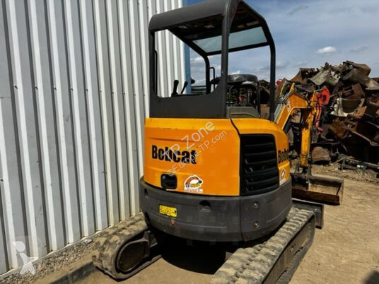 Escavadora Bobcat