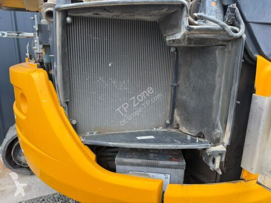 Escavadora Yanmar VIO80-1A