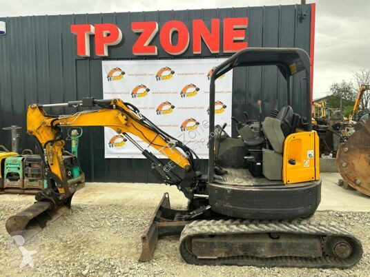 Escavadora Bobcat Canopy
