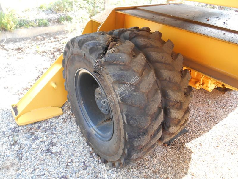 Lopatový nakládač Furukawa MANUTENTION 625E