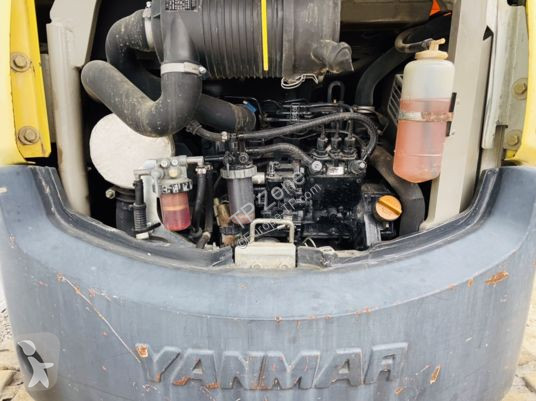 Escavatore Yanmar vio25-4 canopy