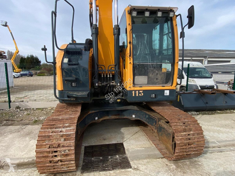 Escavadora Hyundai HX 145LCR