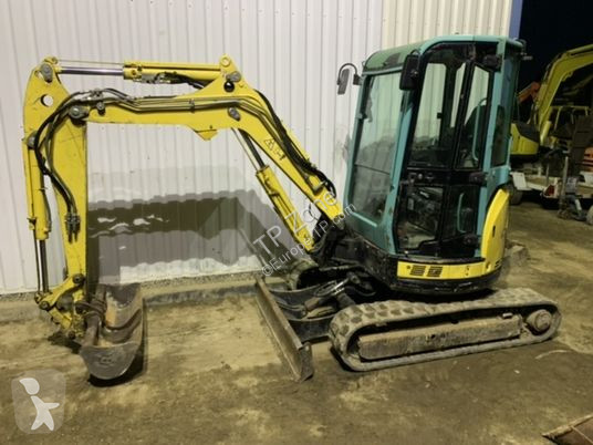 Escavatore Yanmar vio33-u cabine
