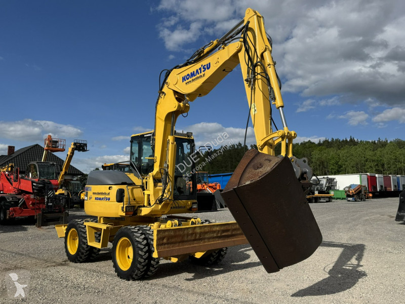 Excavator Komatsu Pług + Podpory 10ton...