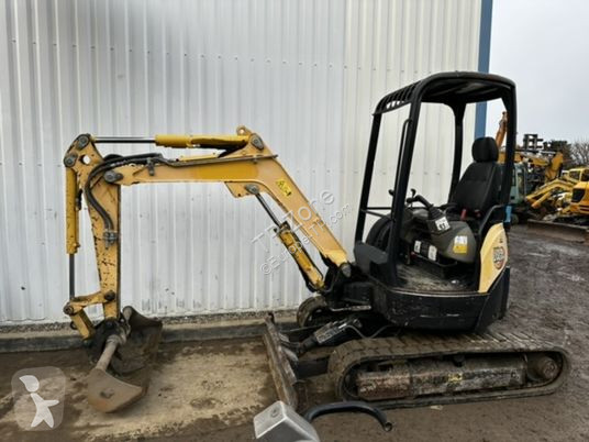 Escavadora Yanmar vio25-4 canopy