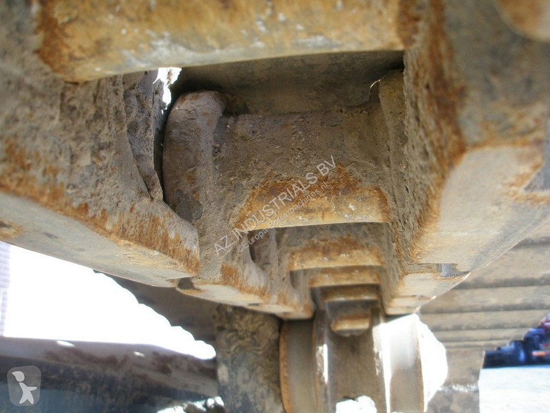 Graafmachine Komatsu 240LC-11