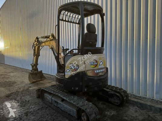 Escavatore Yanmar vio25-4 canopy