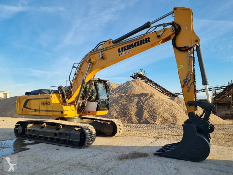 Escavadora Liebherr R 924    Excavator LIEBHERR...