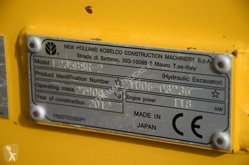 Escavatore New Holland Kobelco E235B SR-LCT