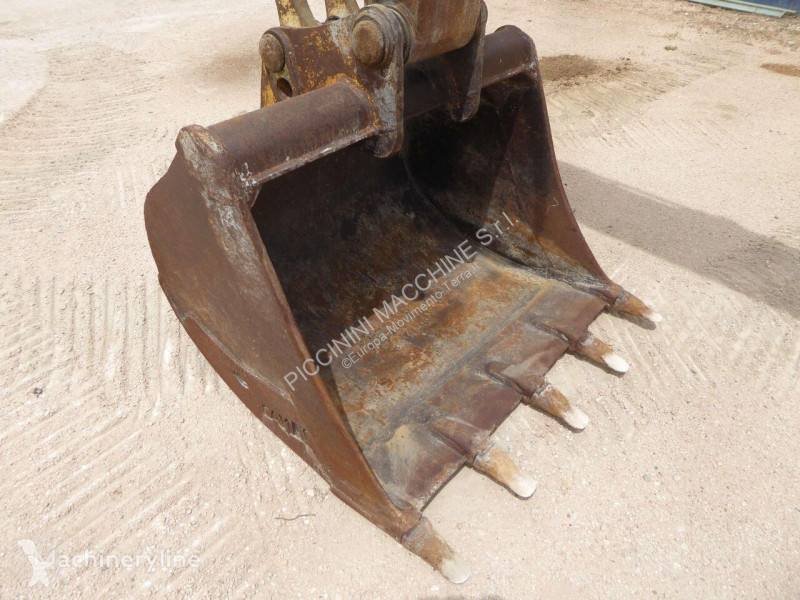 Escavatore Komatsu PC180NLC-7K