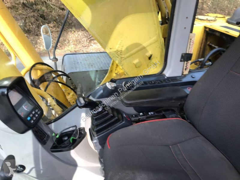 Excavator New Holland