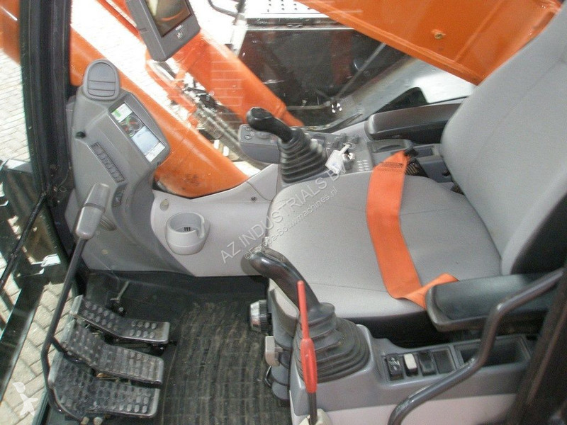 Escavadora Hitachi ZX 490H-5A