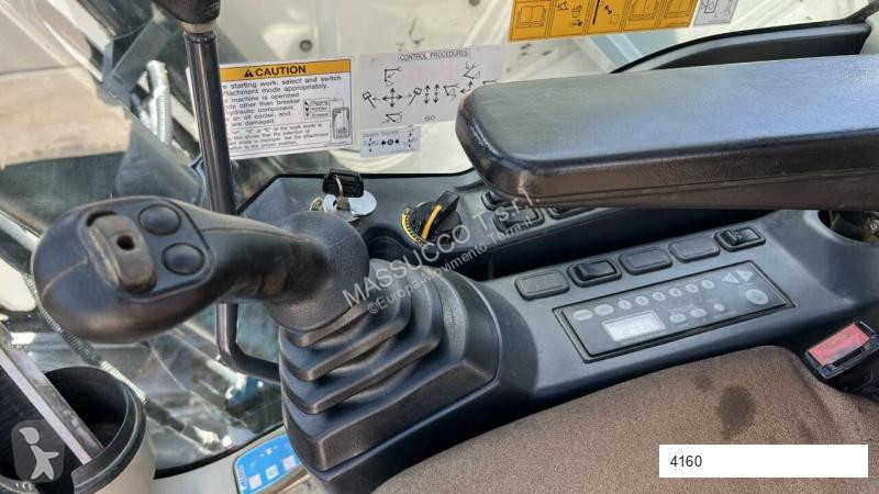 Escavadora Kobelco SK260SR-3