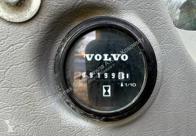 Lopatový nakládač Volvo DL