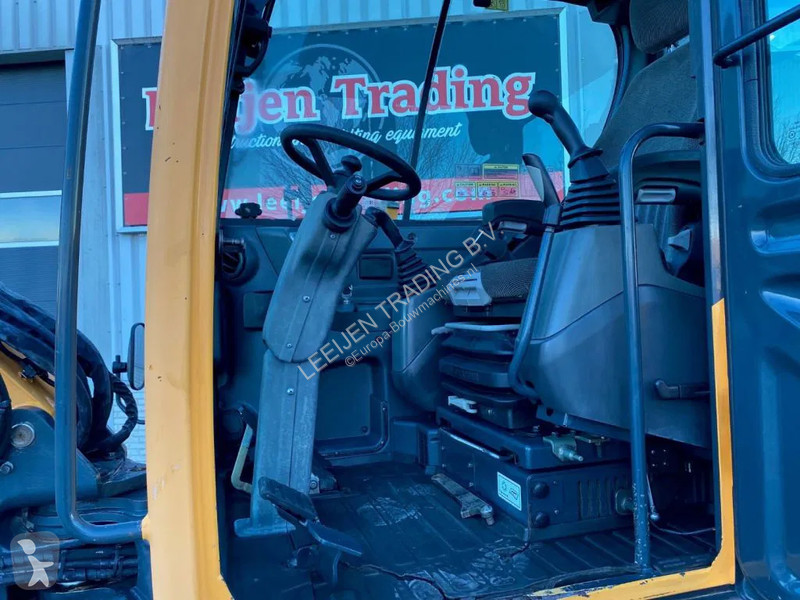 Excavator Hyundai Robex 55W-9 wheeled...
