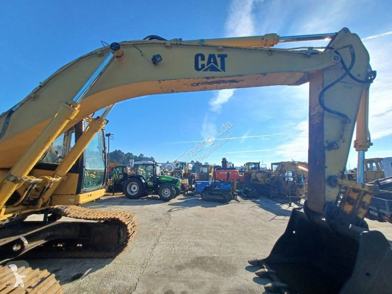 Excavator Caterpillar 325