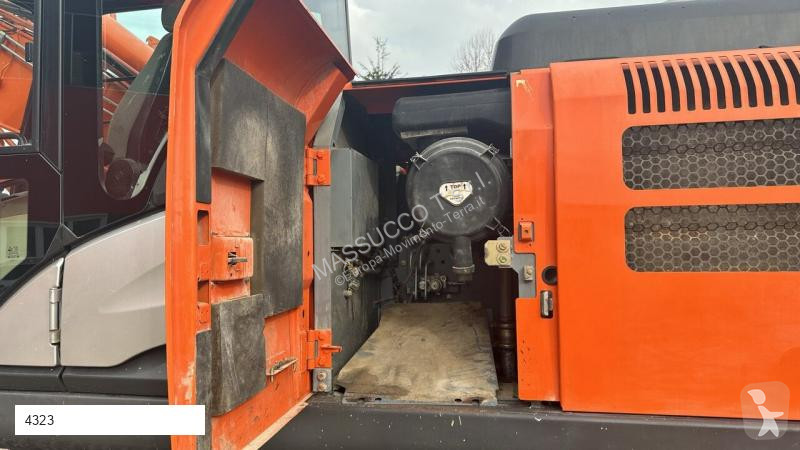 Escavatore Hitachi -5B