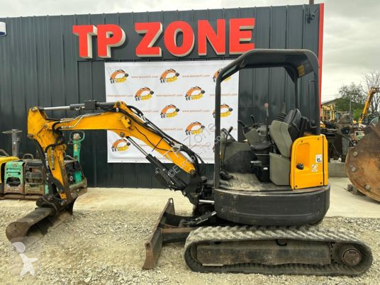 Escavadora Bobcat e26 canopy
