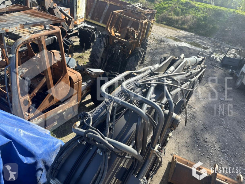 Escavadora Volvo ECR145 EL