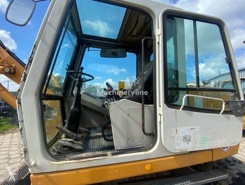 Escavadora Liebherr