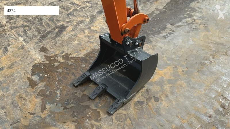 Escavatore Hitachi ZX10U-2