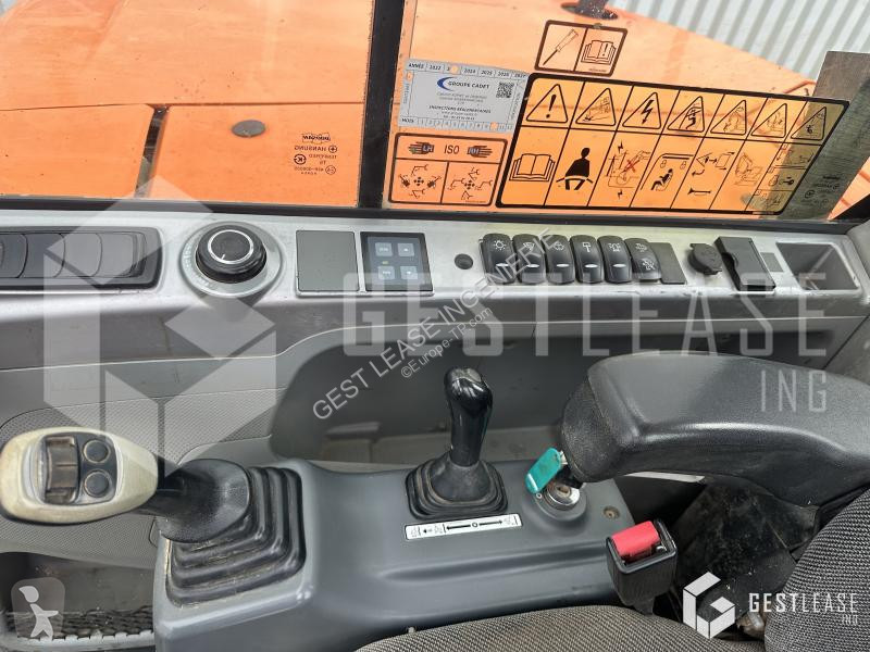 Escavadora Doosan  DX85R-3