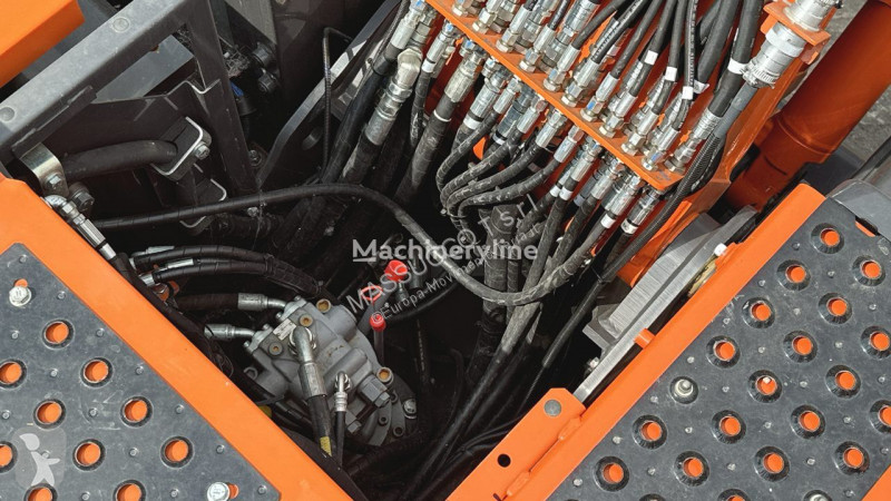 Excavadora Hitachi -7 BL DEM
