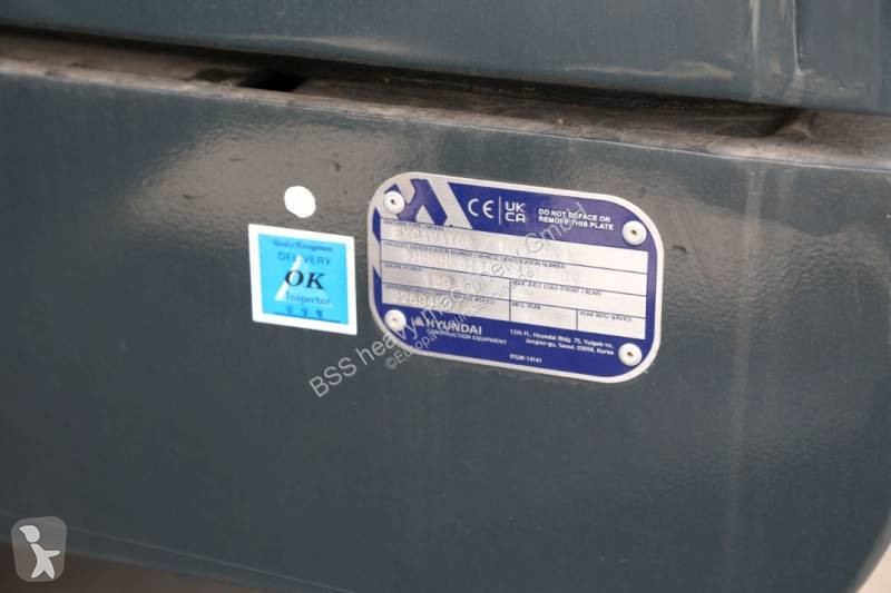 Escavadora Hyundai HX210AL