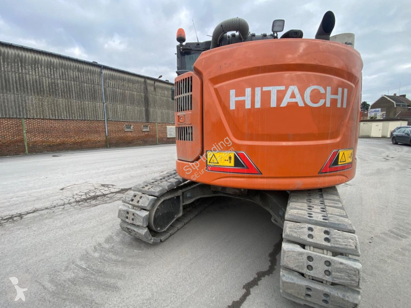 Graafmachine Hitachi 135US-7