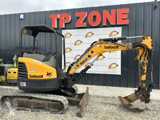 Lopatový nakládač Bobcat e26 à 18900 € ht