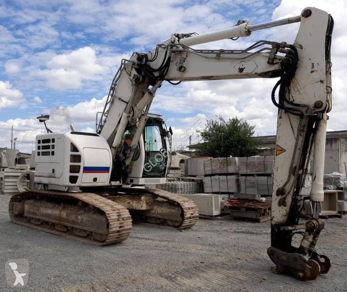 Escavadora Liebherr