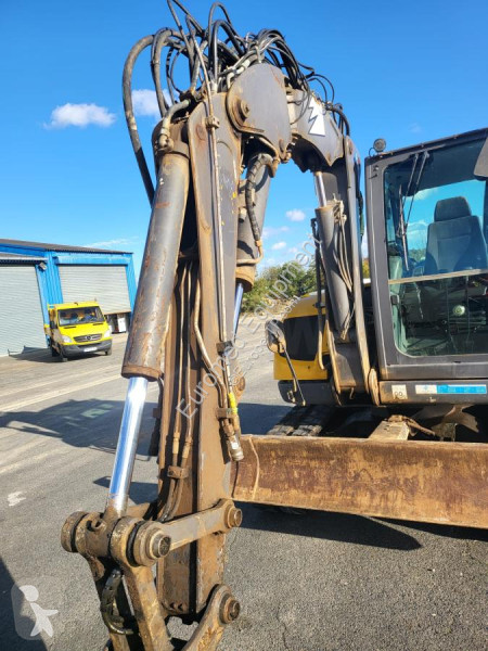 Excavator Mecalac