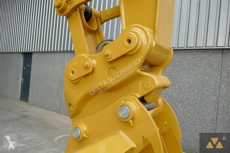 Excavator Caterpillar FL