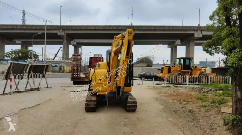 Escavadora Komatsu PC 56-7
