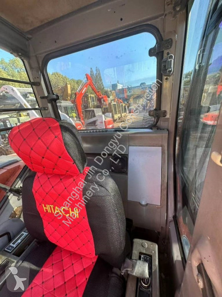 جرافة Hitachi ZX 75