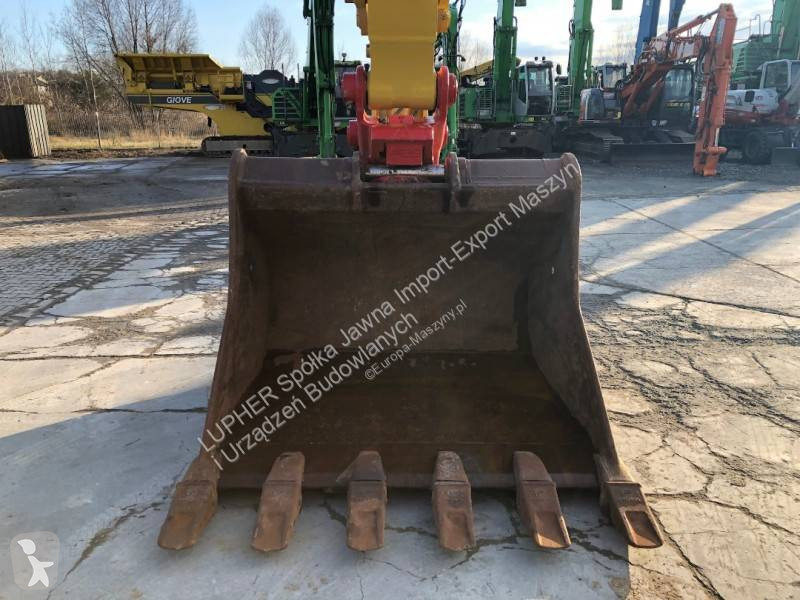 Excavator Komatsu PC490LC-11