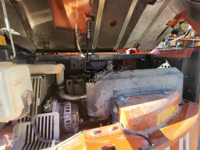 Excavator Hitachi ZX85USB-6