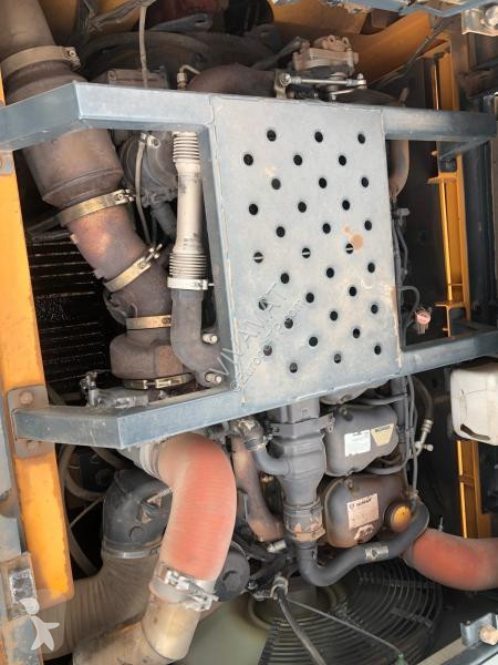 Escavatore Hyundai  HX520L
