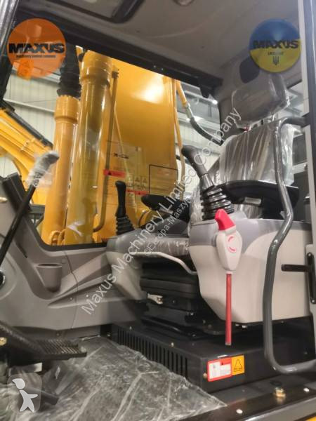 Excavator Maxus Maxus Crawler excavator model M...