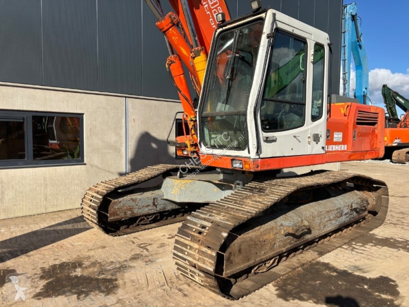 Excavator Liebherr R 922 HD S L with LaBounty...